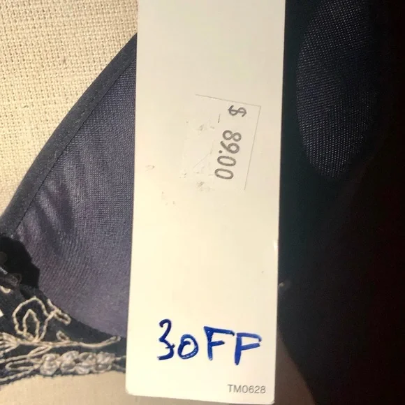 Bra - Picture 5 of 6